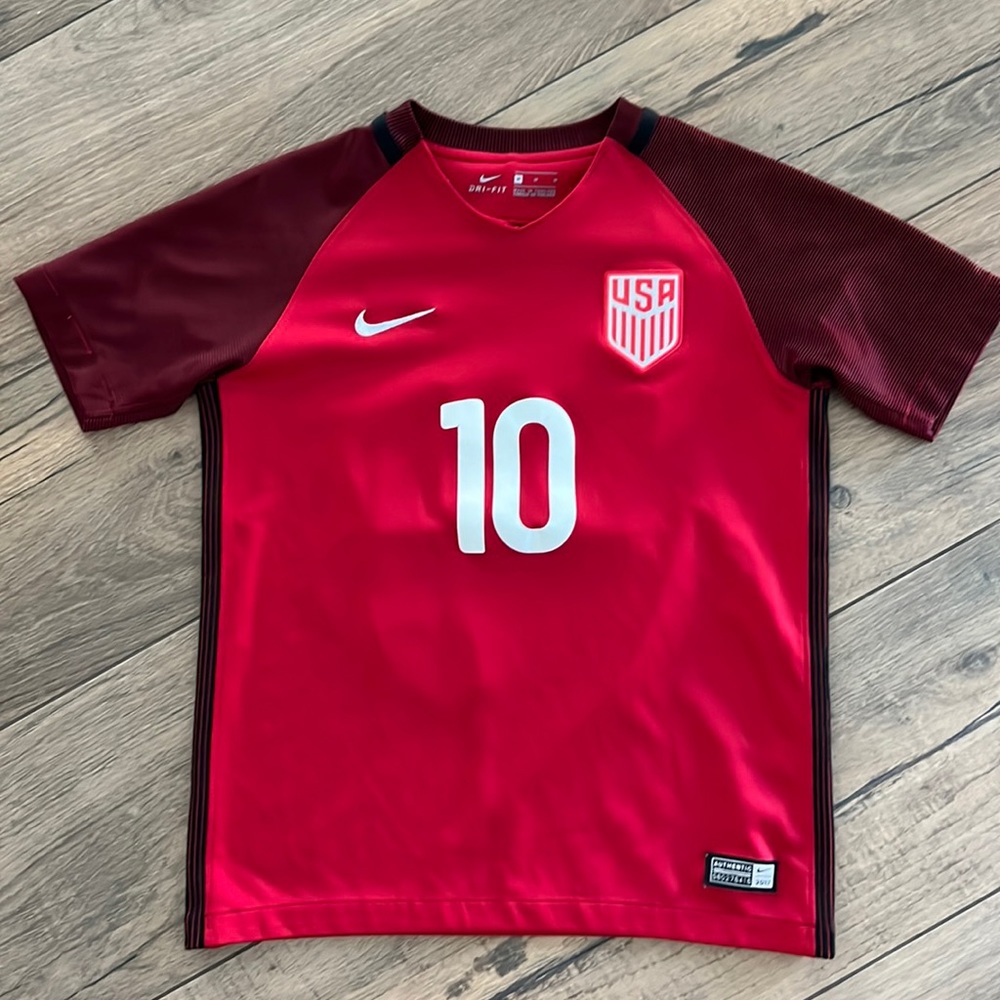Christian Pulisic Jersey- team USA youth medium